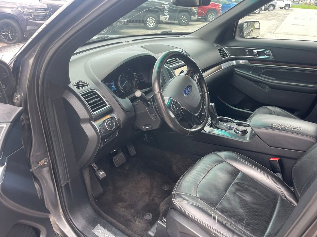 Used 2016 Ford Explorer Limited AWD/4WD image 12