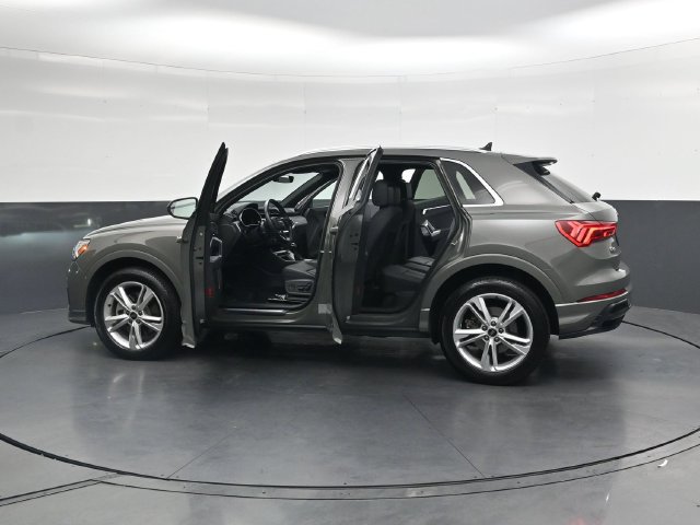 Used 2022 Audi Q3 2.0T Premium Plus AWD/4WD image 39