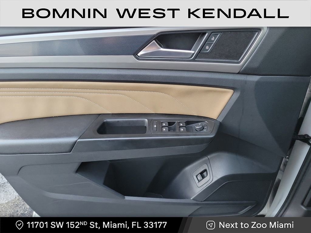 Used 2020 Volkswagen Atlas Cross Sport SEL image 27