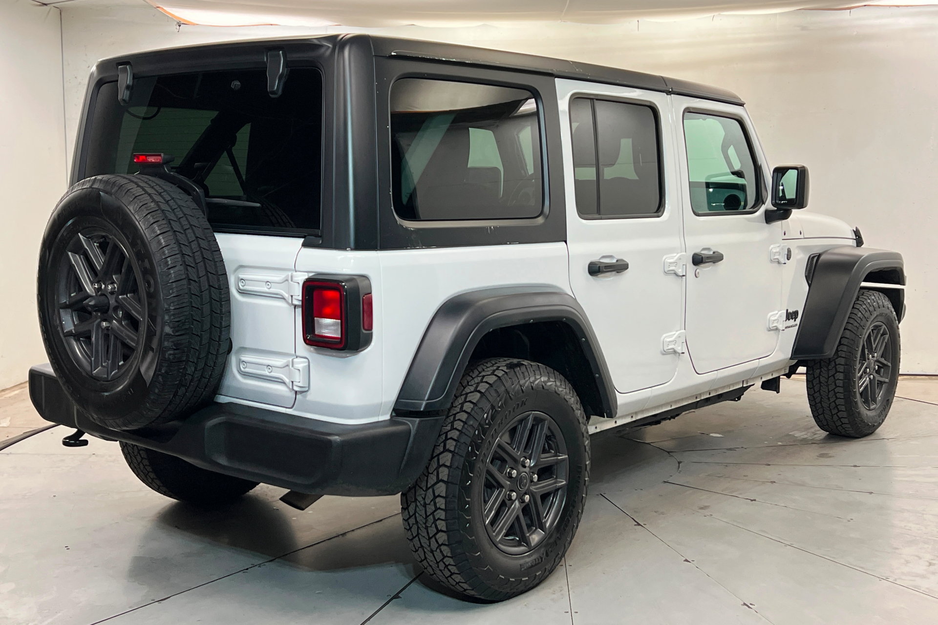 Certified 2024 Jeep Wrangler Unlimited Sport AWD/4WD image 5
