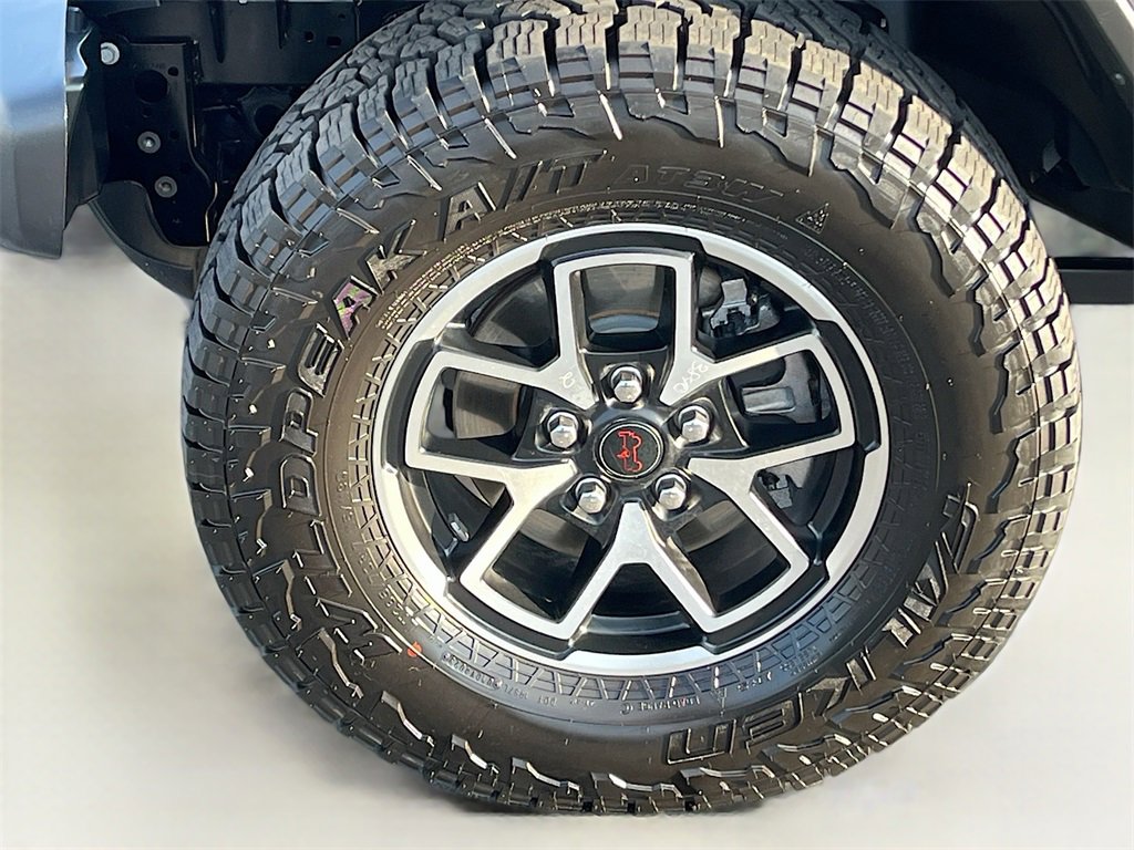 Used 2024 Jeep Gladiator Rubicon w/ Convenience Group image 29