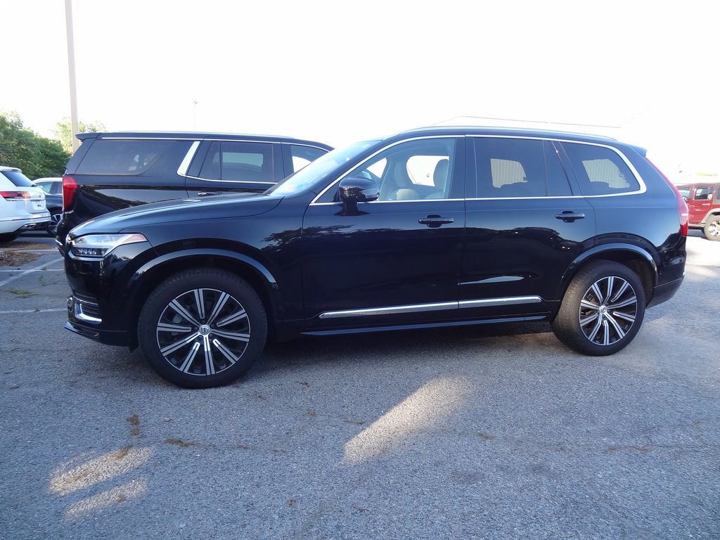 Used 2024 Volvo XC90 B6 Plus AWD/4WD image 4