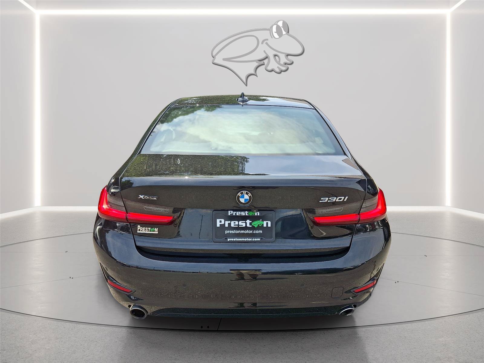 Used 2019 BMW 330i xDrive Sedan w/ Convenience Package AWD/4WD image 4