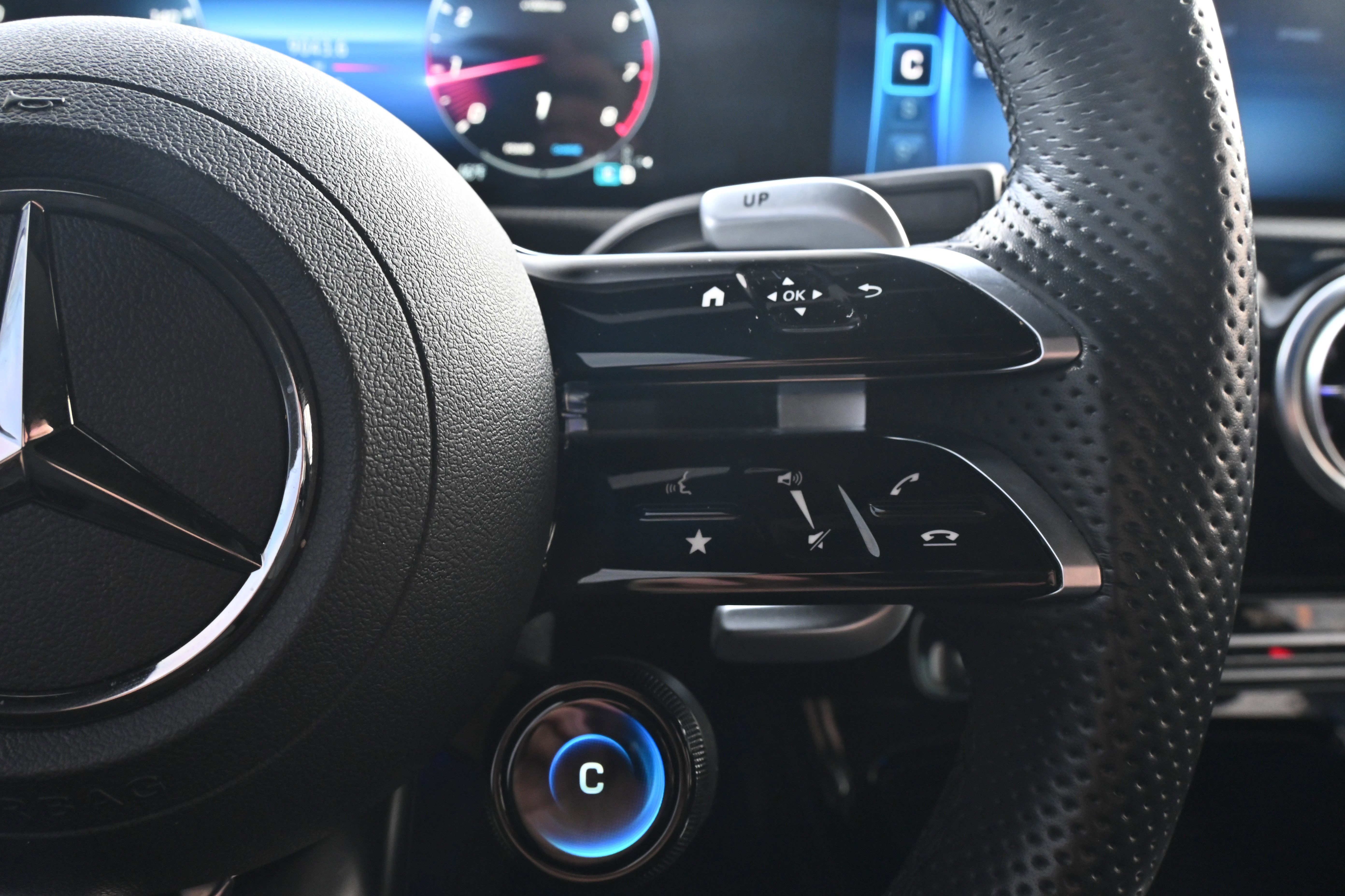 Used 2024 Mercedes-Benz CLA 35 AMG 4MATIC image 20