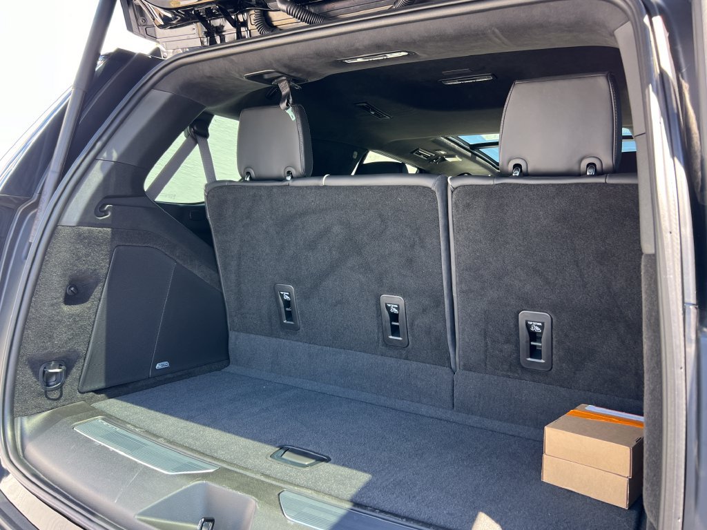 New 2026 Cadillac Escalade Platinum Luxury AWD/4WD image 21