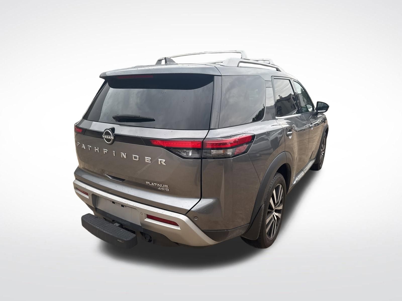 Used 2023 Nissan Pathfinder Platinum AWD/4WD image 5