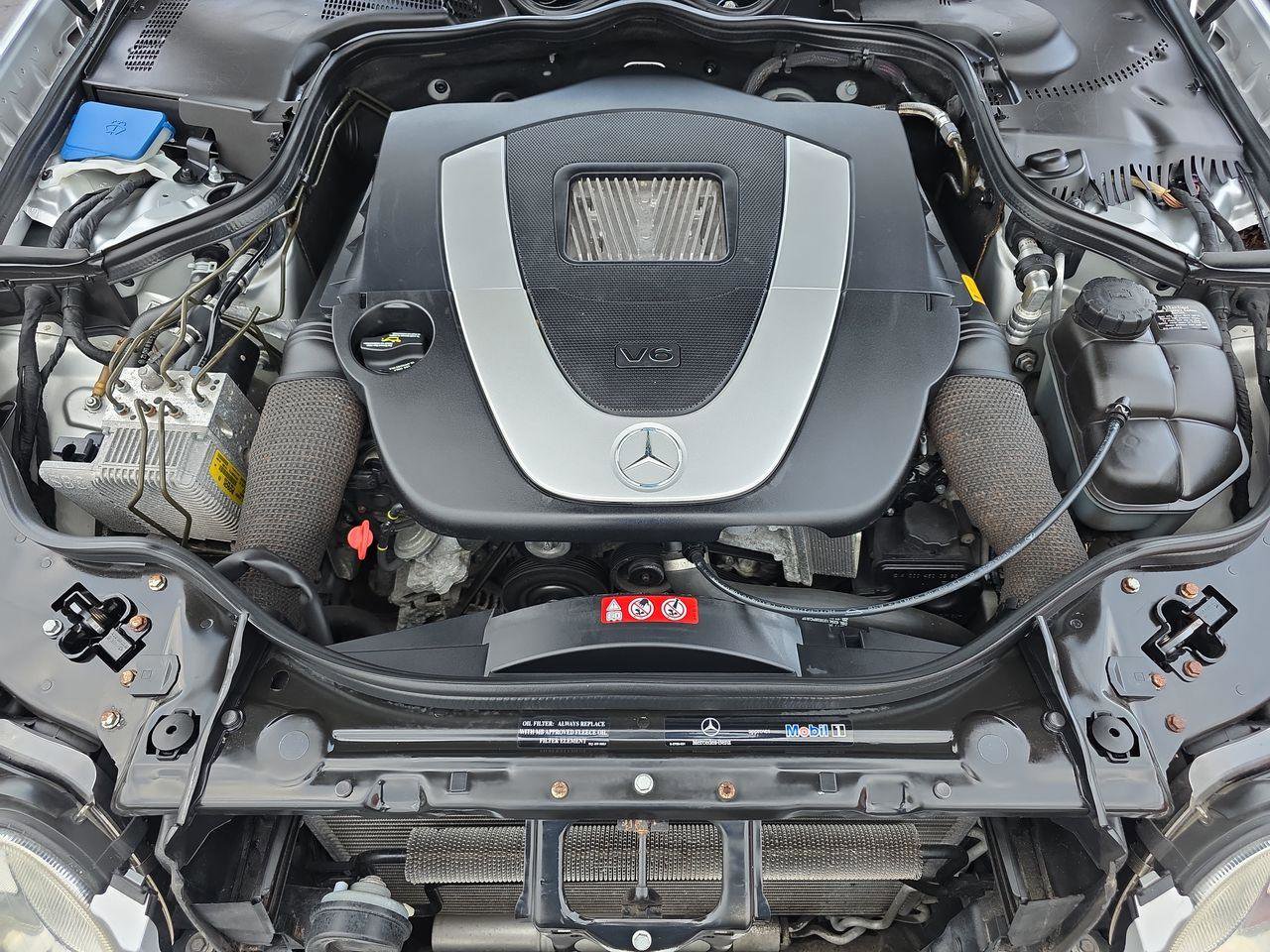 Used 2006 Mercedes-Benz E 350 4MATIC Sedan w/ Premium Pkg image 12