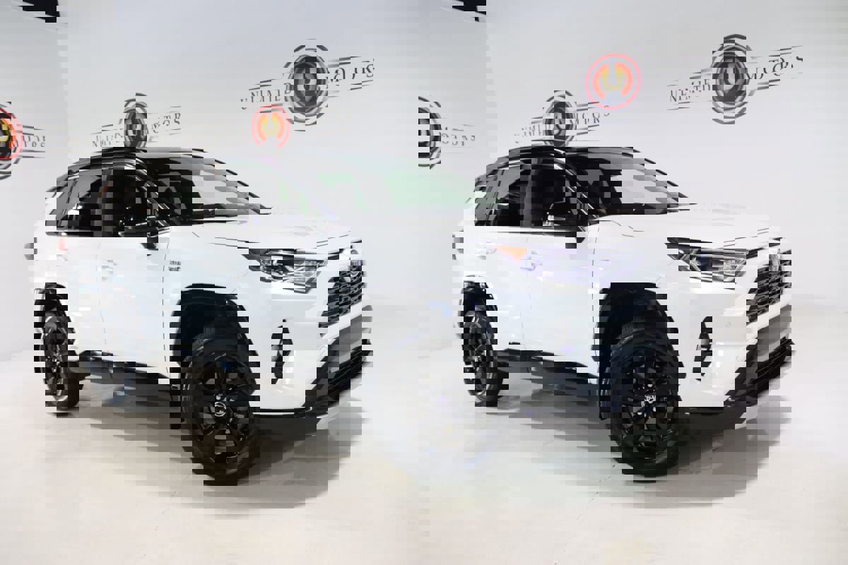 Used 2020 Toyota RAV4 XSE AWD/4WD image 6