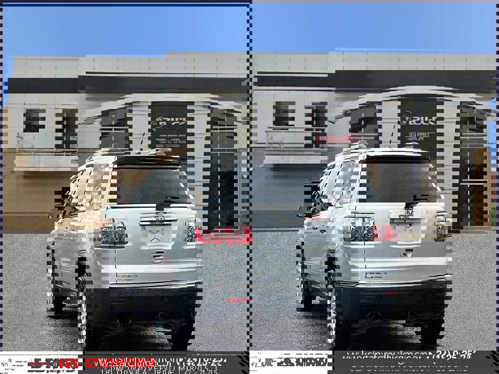 Used 2011 GMC Acadia SLE image 4