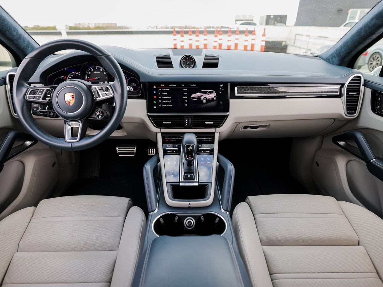 Certified 2022 Porsche Cayenne Turbo image 24