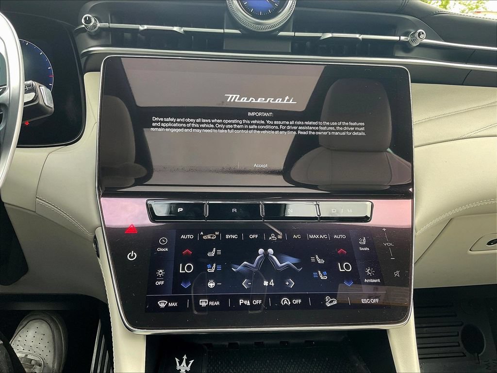 Used 2023 Maserati Grecale Modena AWD/4WD image 15