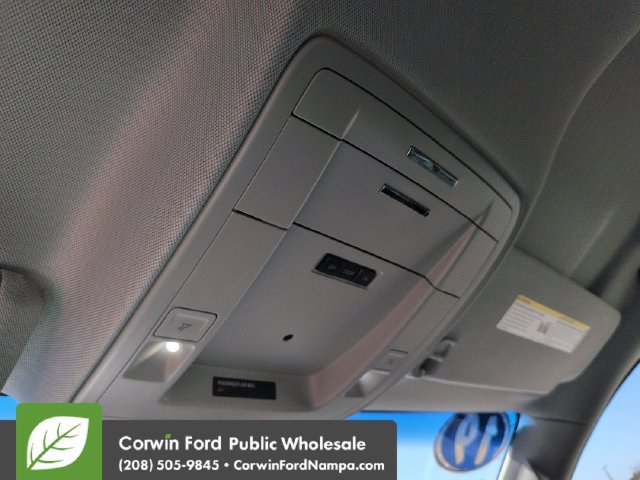 Used 2019 Chevrolet Suburban 4WD w/ Enhanced Driver Alert Package image 21