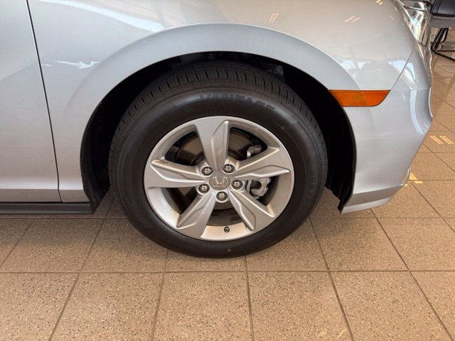 Used 2019 Honda Odyssey EX-L image 11