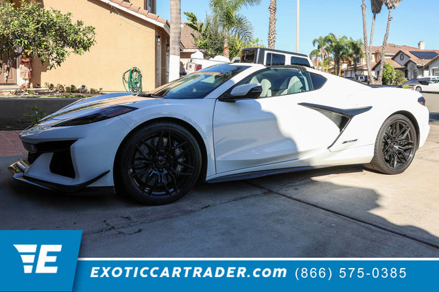 Used 2025 Chevrolet Corvette Z06 w/ Z07 Performance Package