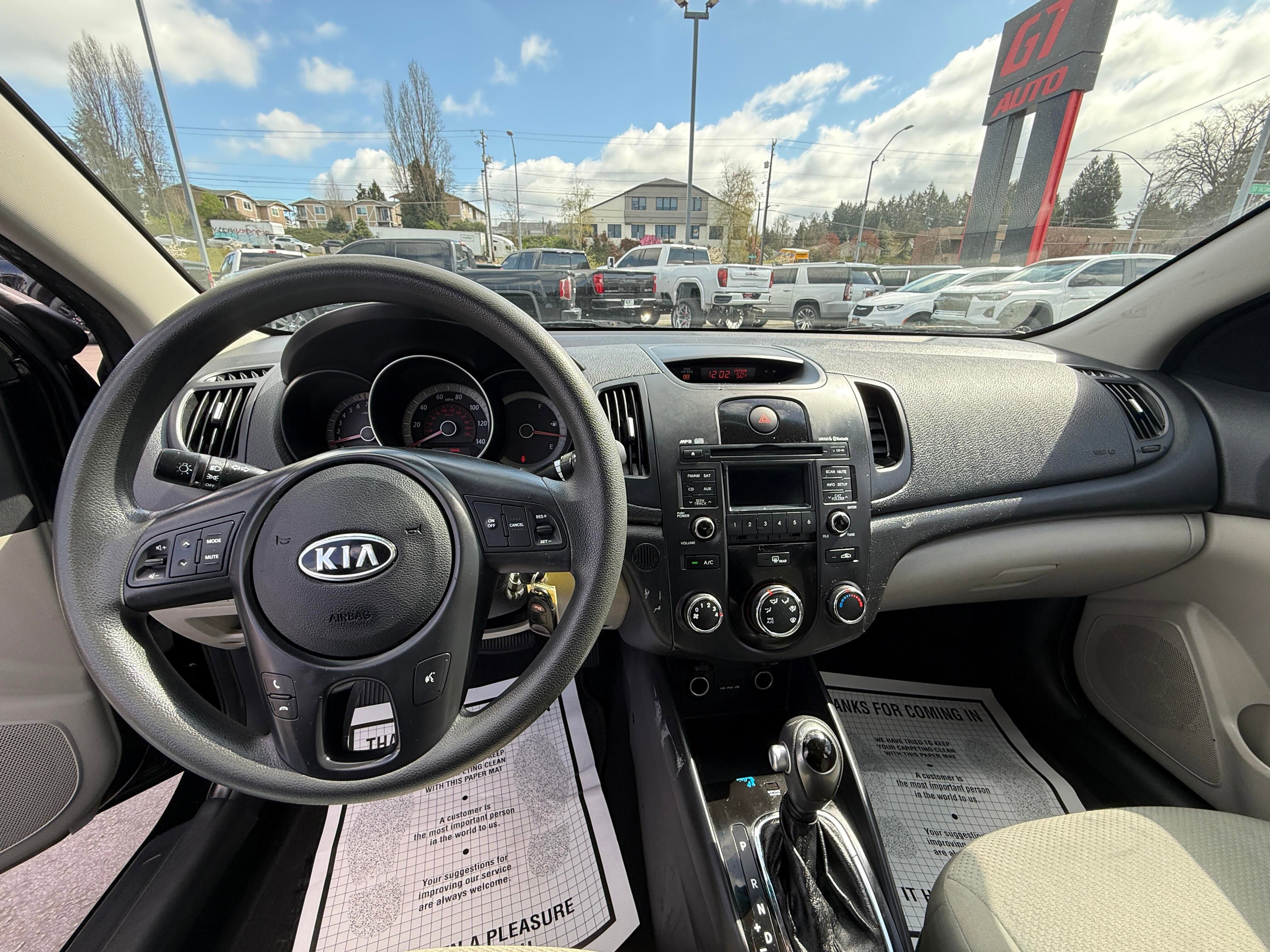 Used 2012 Kia Forte EX w/ Premium Pkg image 12