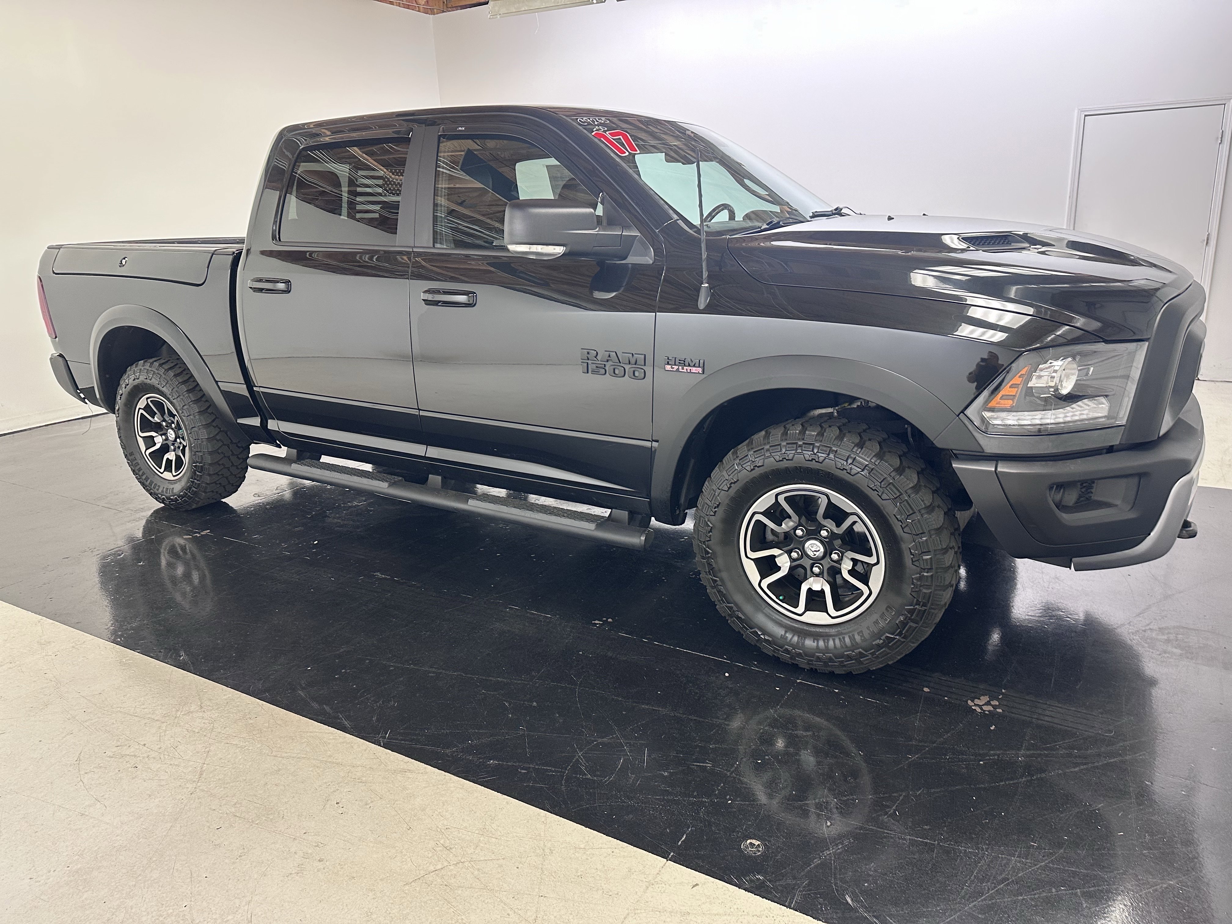 Used 2017 RAM 1500 Rebel w/ Luxury Group image 18