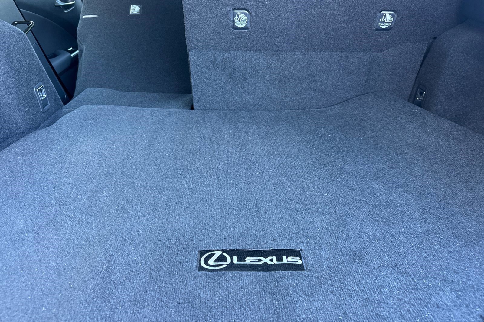 New 2026 Lexus UX 300h FWD image 27