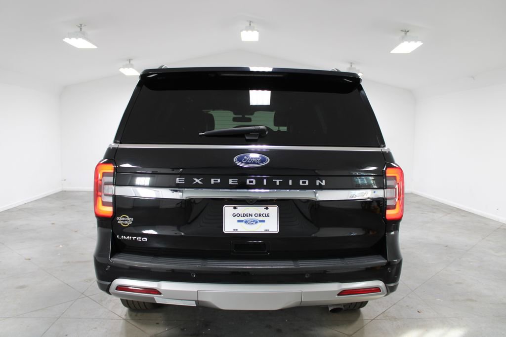 Used 2024 Ford Expedition Limited image 8