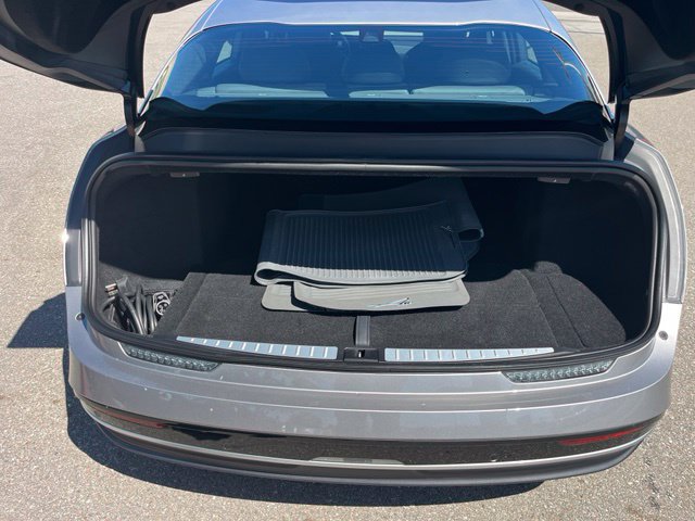 Used 2023 Lucid Air Touring AWD/4WD image 21