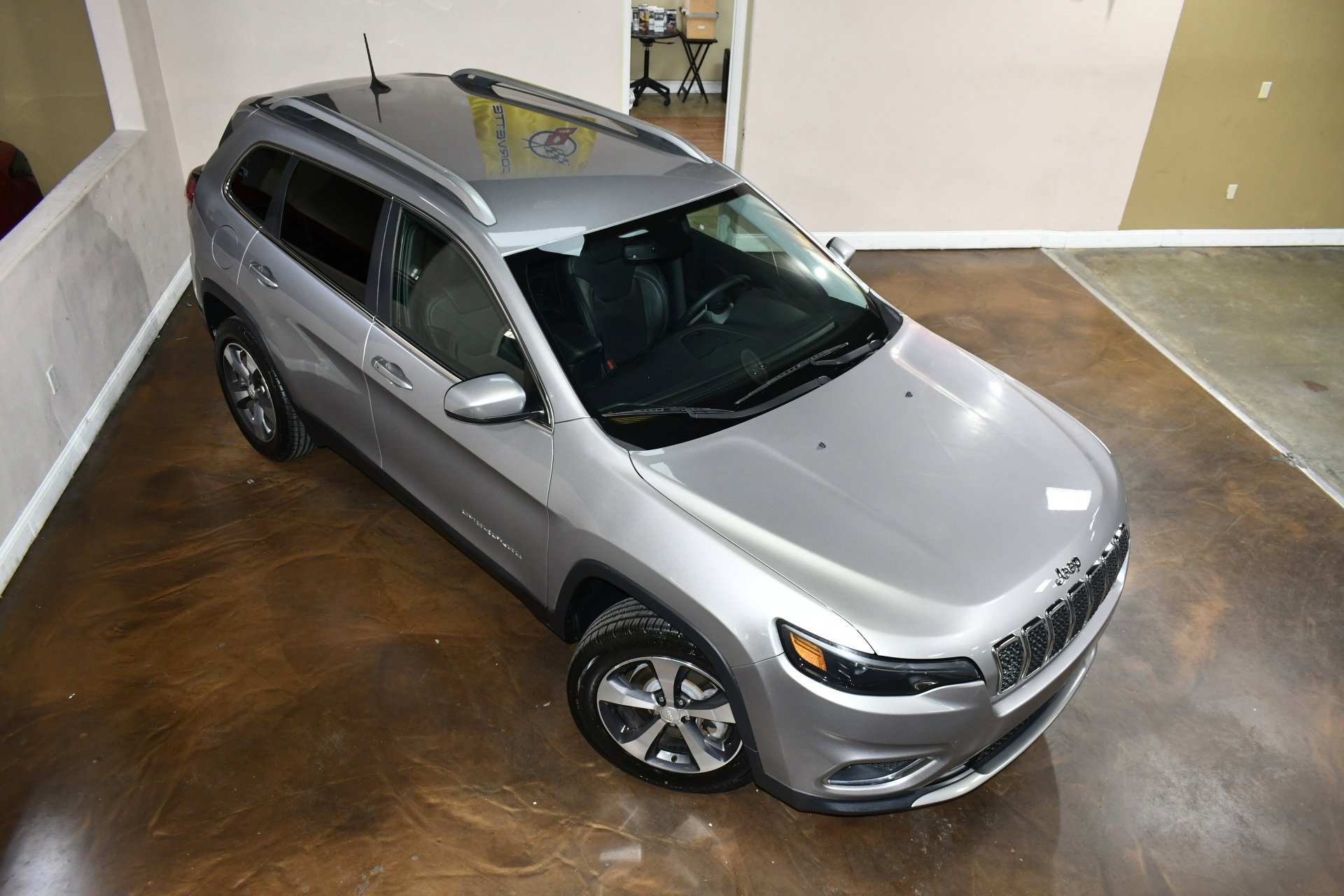 Used 2019 Jeep Cherokee Limited image 73