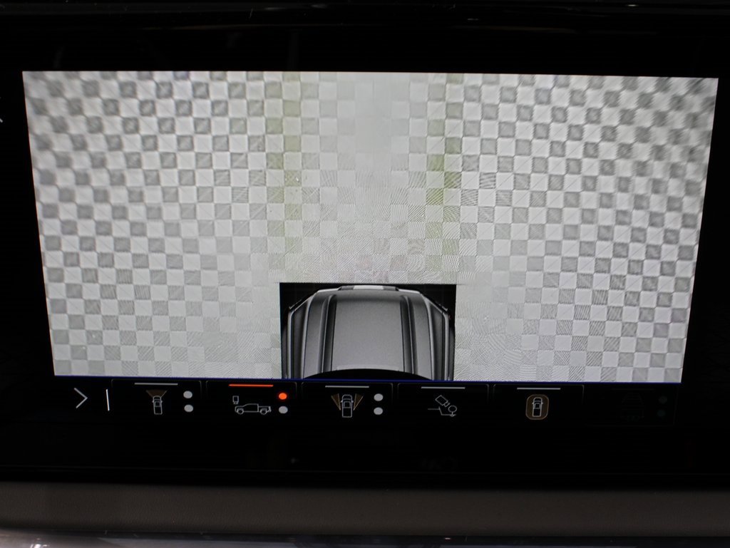 Used 2025 GMC Sierra 1500 Denali Ultimate image 18