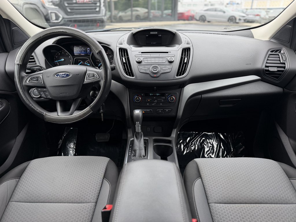 Used 2017 Ford Escape SE FWD image 11