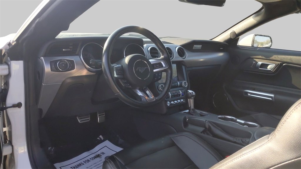 Used 2022 Ford Mustang Premium image 21