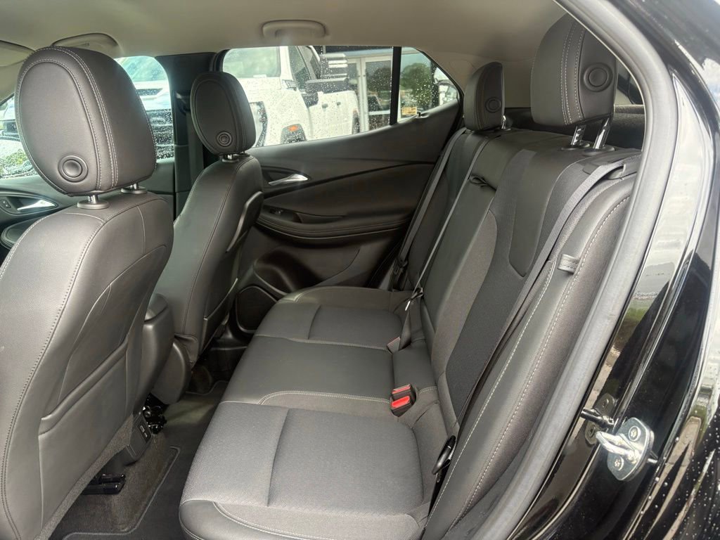 Used 2023 Buick Encore GX Select w/ Sport Touring Package FWD image 22