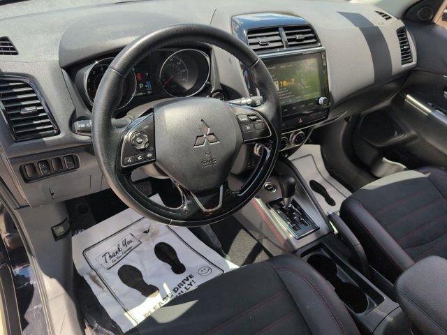 Used 2025 Mitsubishi Outlander Sport SE AWD/4WD image 15