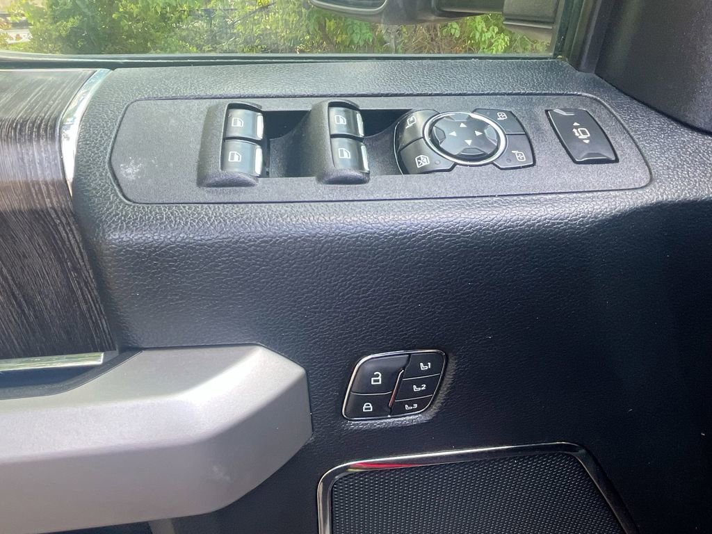 Certified 2021 Ford F350 Lariat w/ Lariat Ultimate Package image 13
