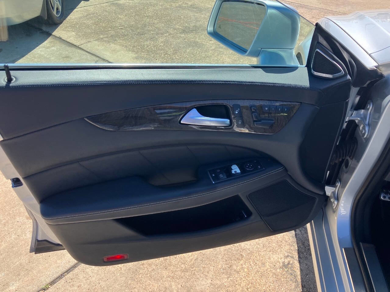 Used 2012 Mercedes-Benz CLS 550 image 9