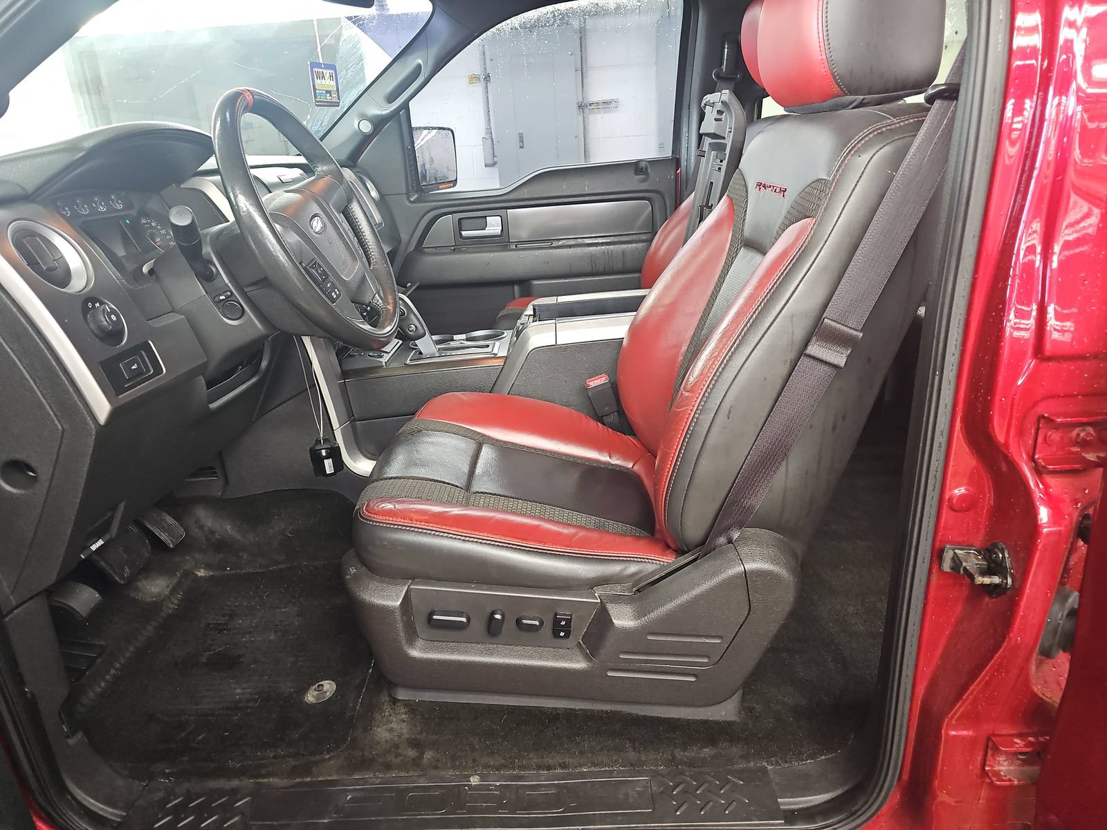 Used 2014 Ford F150 Raptor w/ Equipment Group 801A Luxury AWD/4WD image 15