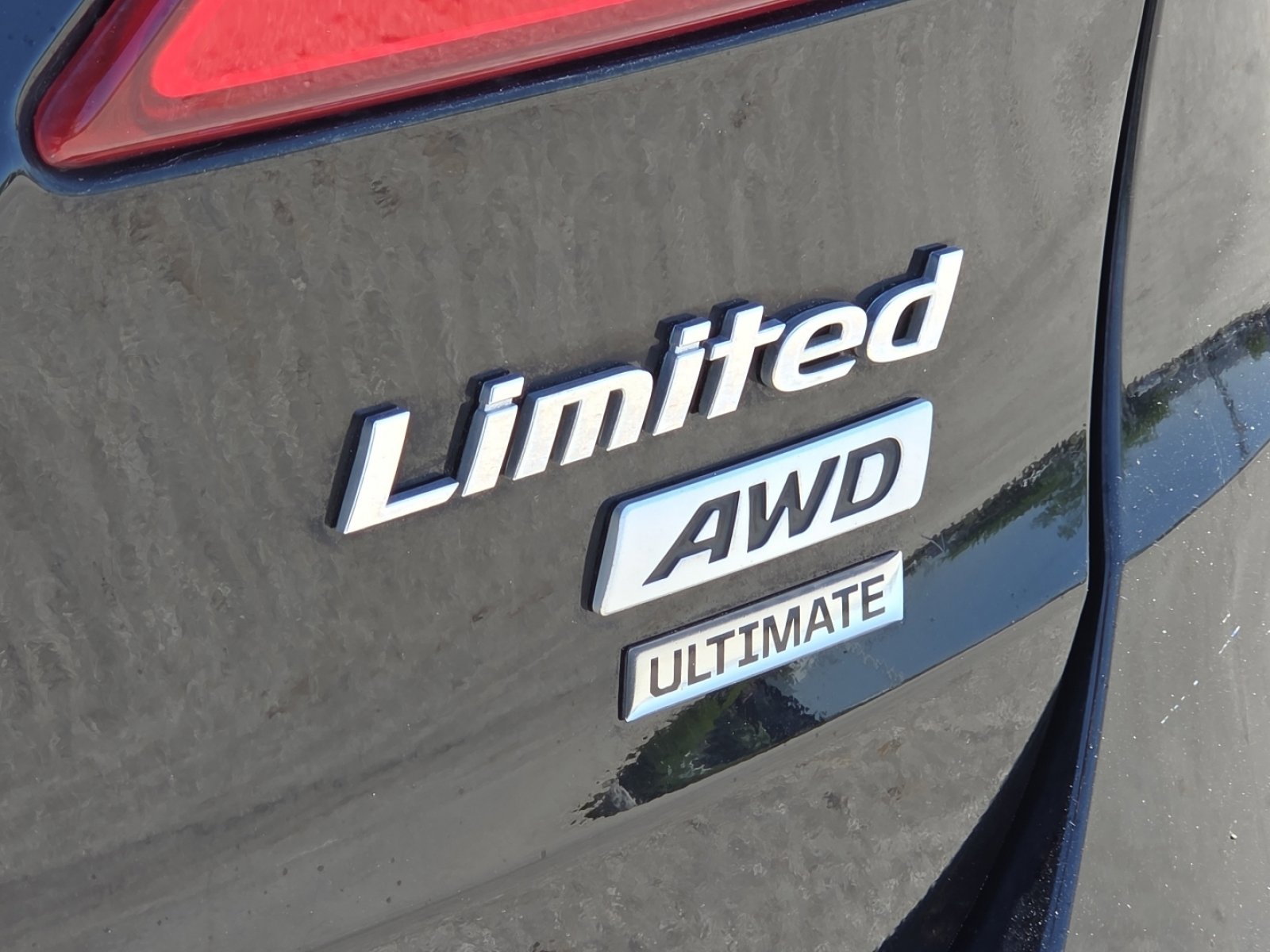 Used 2014 Hyundai Santa Fe Limited w/ Ultimate Package 07 AWD/4WD image 11