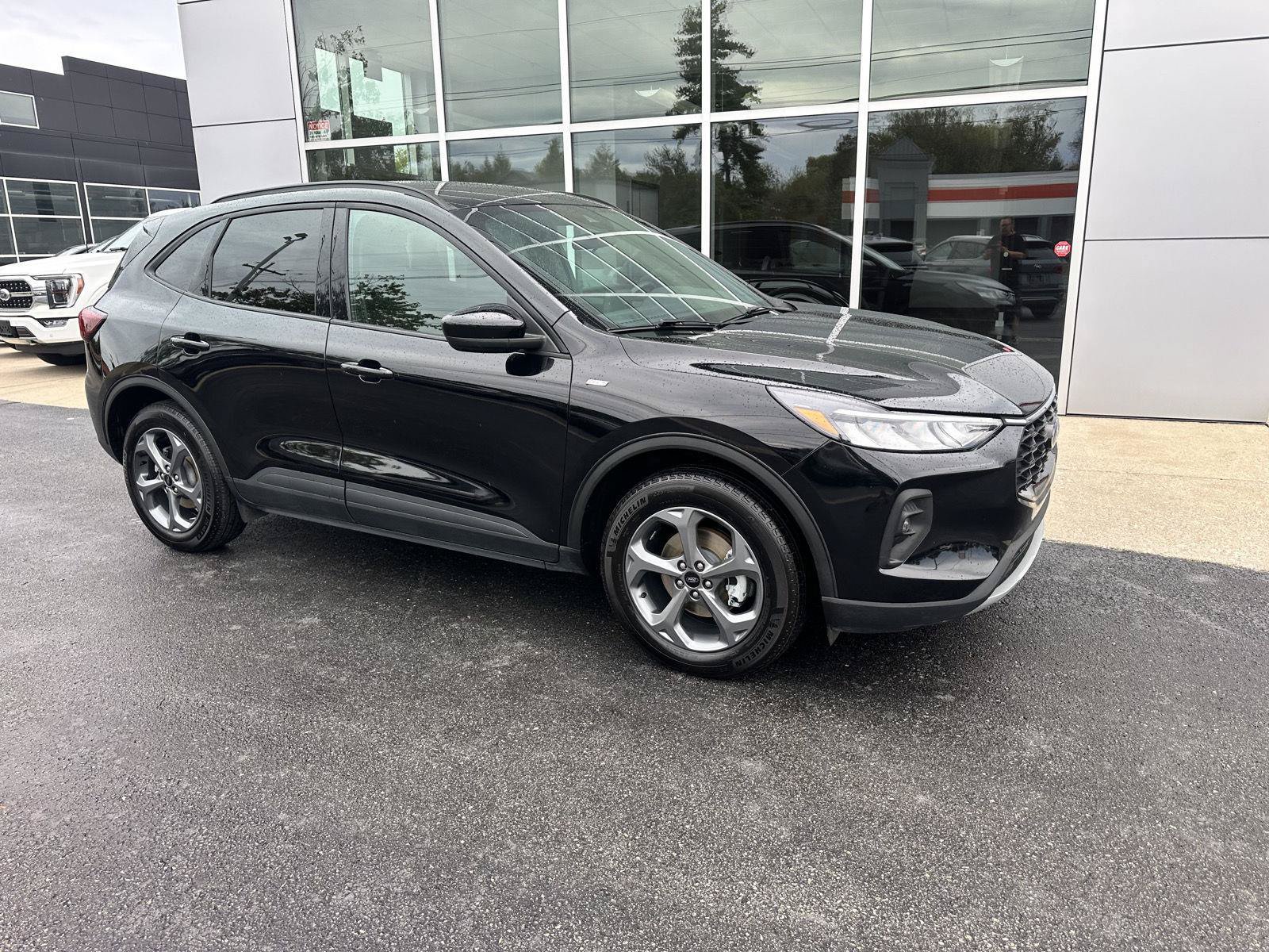 Used 2025 Ford Escape ST-Line Select