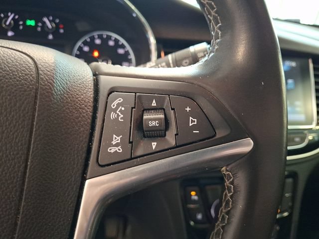 Used 2021 Buick Encore Preferred w/ Safety Package II AWD/4WD image 22