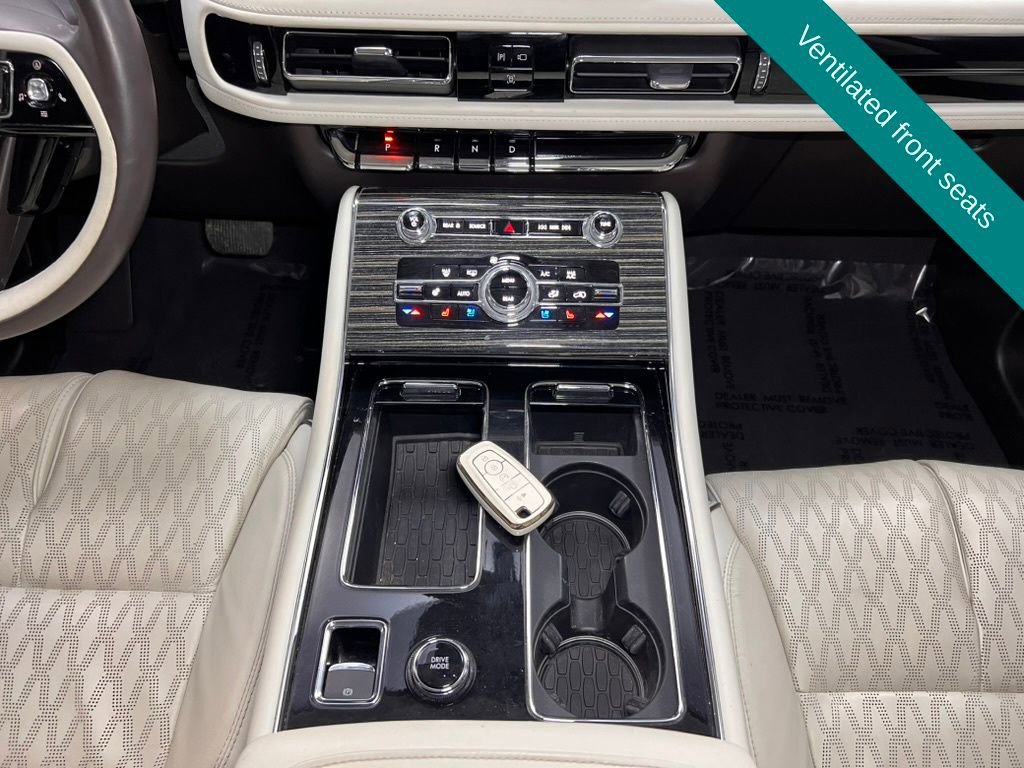 Used 2023 Lincoln Aviator Black Label image 13