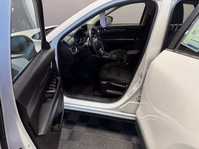 Used 2017 MAZDA CX-5 Sport image 14