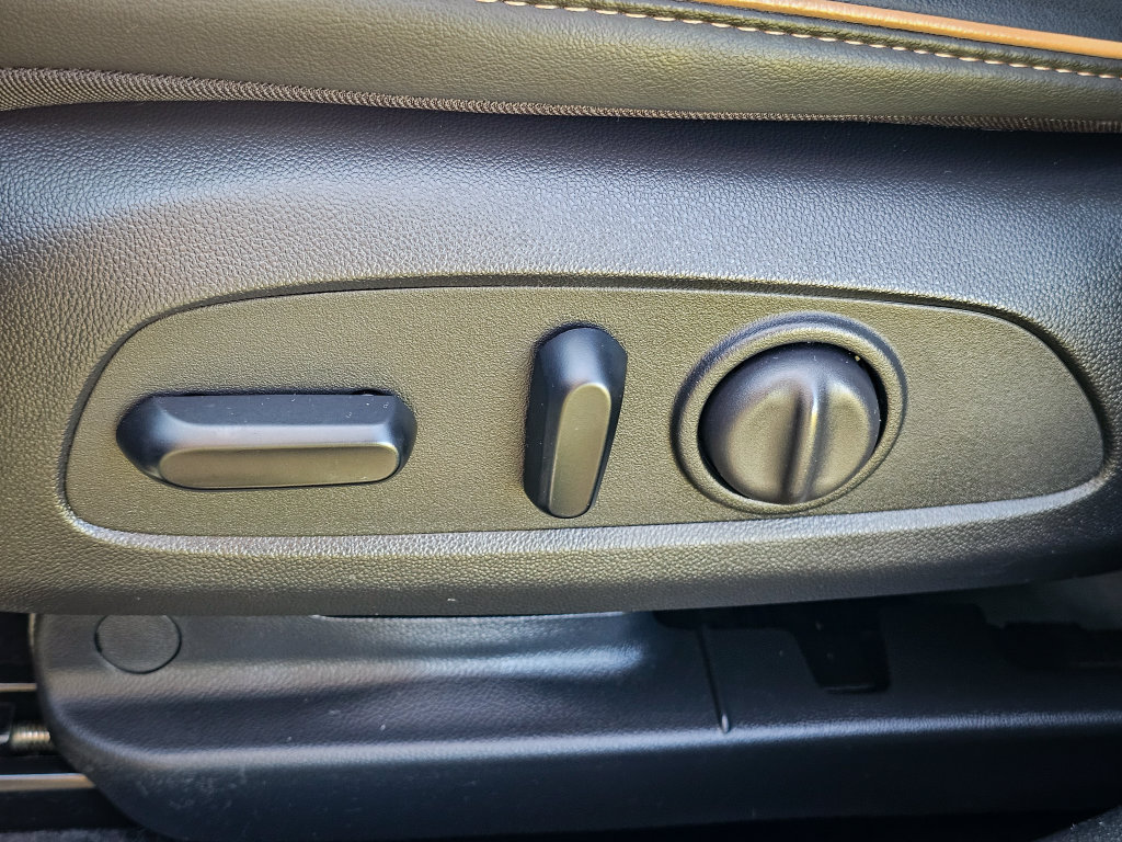 Used 2024 Buick Envista Avenir FWD image 16