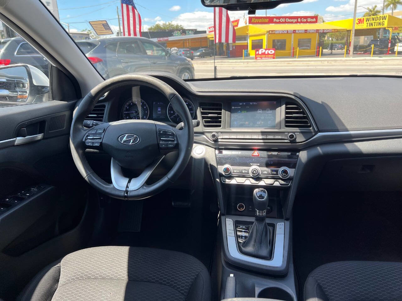 Used 2020 Hyundai Elantra Value Edition w/ Cargo Package (C1) image 14