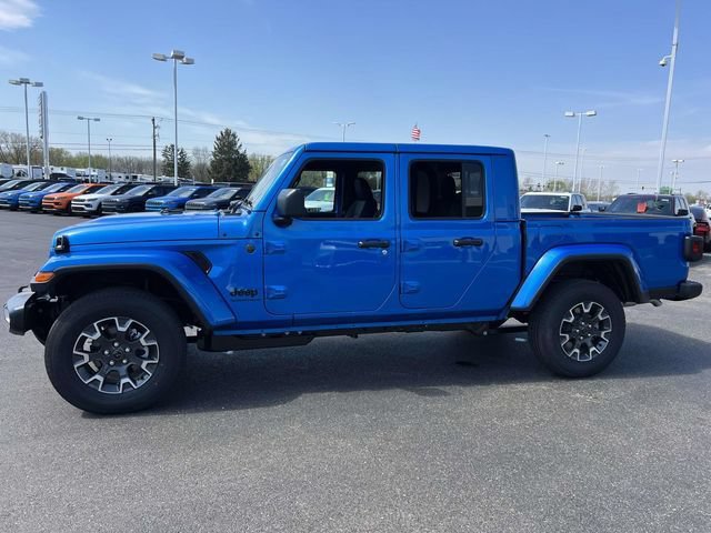 New 2026 Jeep Gladiator Mojave AWD/4WD image 3