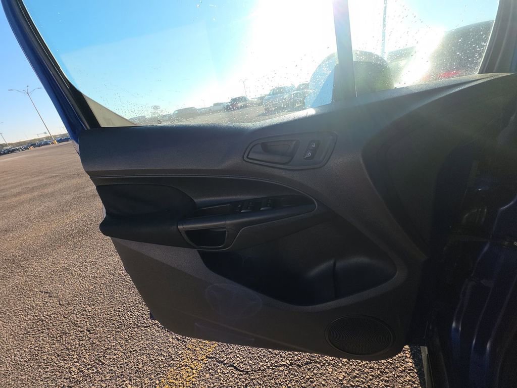 Used 2018 Ford Transit Connect XL image 10