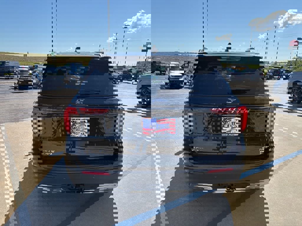 New 2025 Ford Explorer Active w/ Active Comfort Package image 4