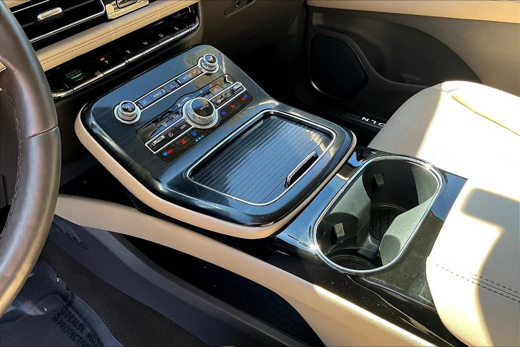 Used 2021 Lincoln Nautilus Reserve FWD image 20