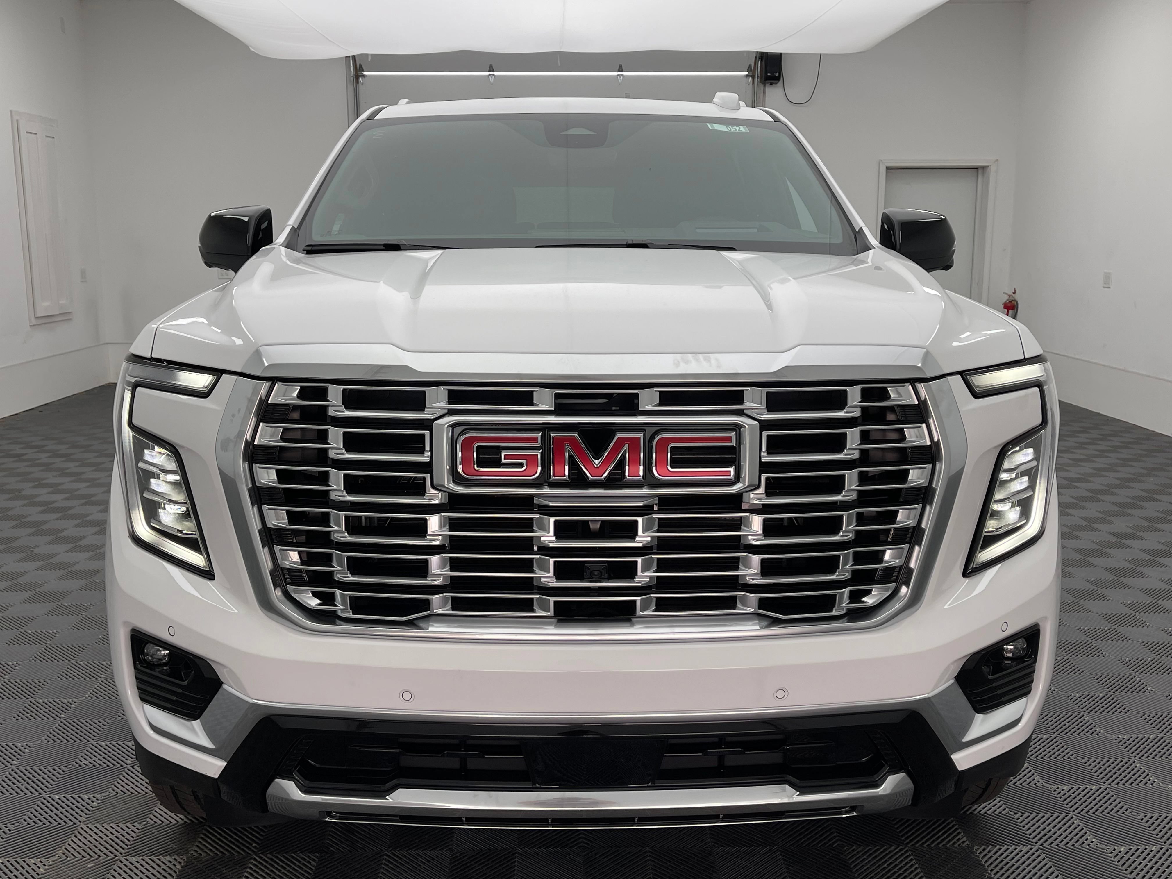 New 2026 GMC Yukon XL Denali w/ Denali Reserve Package AWD/4WD image 19