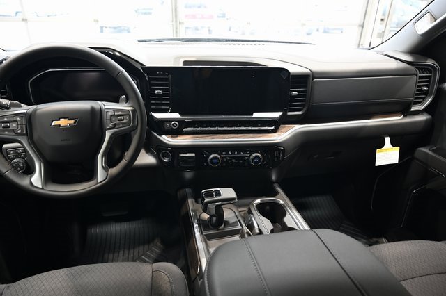 New 2026 Chevrolet Silverado 1500 LT image 16