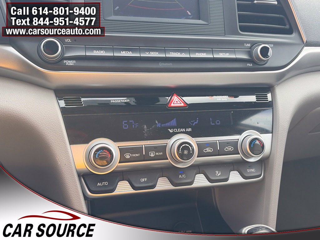 Used 2020 Hyundai Elantra SE FWD image 17