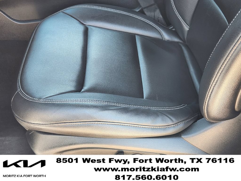 Used 2020 Ford Explorer XLT w/ Equipment Group 202A RWD image 22