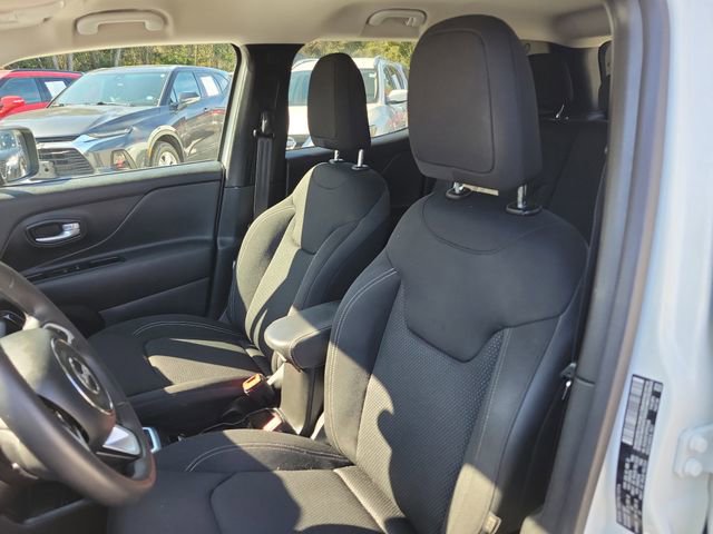 Used 2023 Jeep Renegade Altitude AWD/4WD image 19