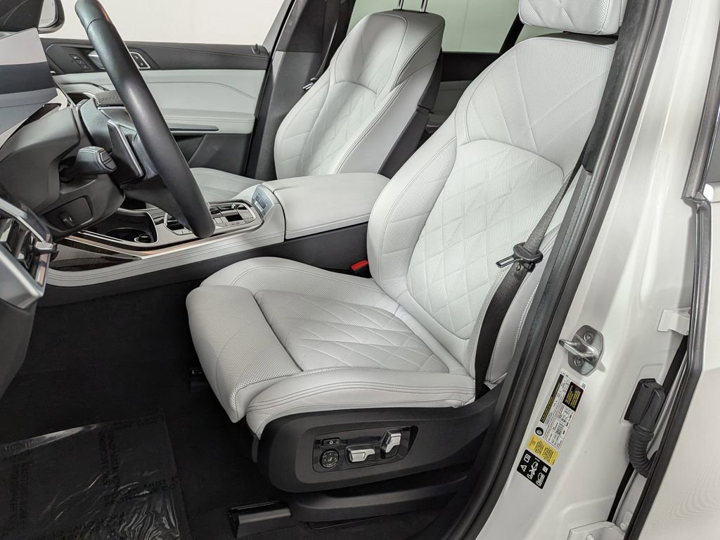 Certified 2023 BMW X7 xDrive40i image 17