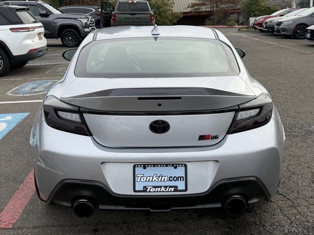 Used 2024 Toyota GR86 Premium image 7